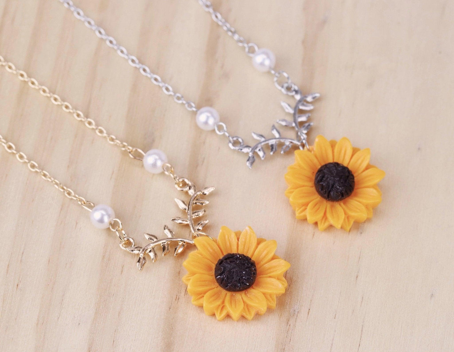 🌼 Sunflower Necklace 🌼 - Pretty Little Wish.com
