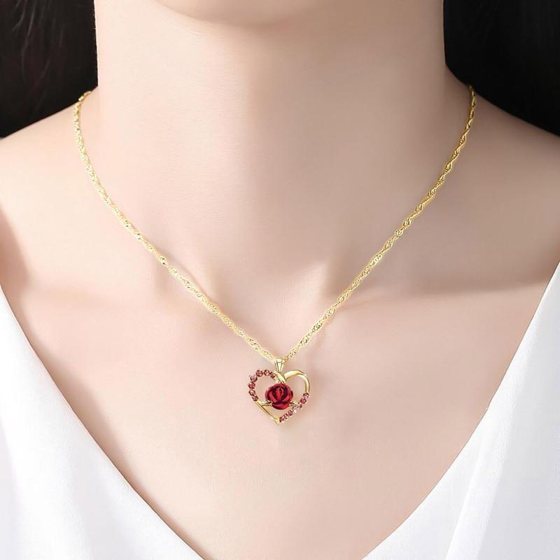 Red Rose Pendant Necklace 🌹 - Pretty Little Wish.com