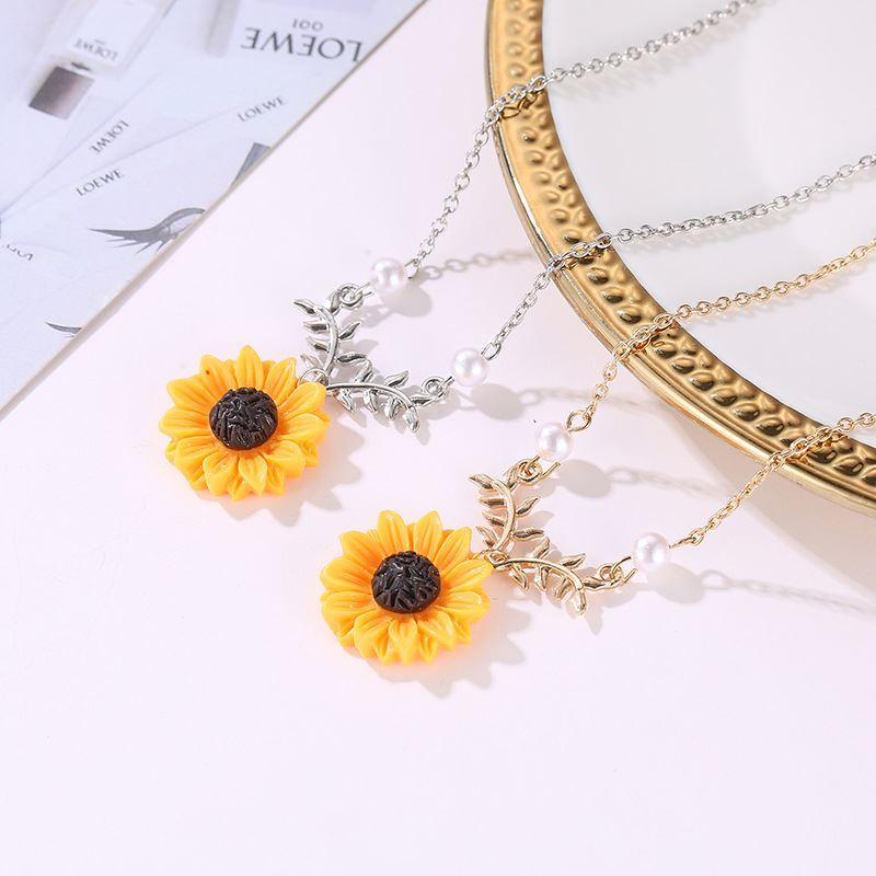 🌼 Sunflower Necklace 🌼 - Pretty Little Wish.com