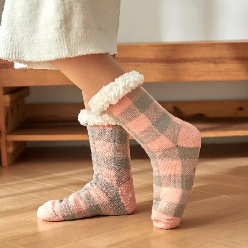 The Cozy Slippers Socks - Pretty Little Wish.com